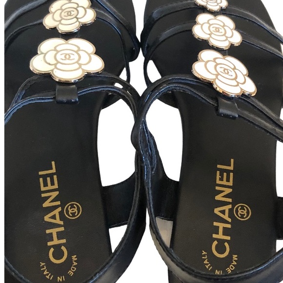 Chanel Leather Enamel Camellia Flower Sandals Sz 9 - Picture 9 of 10